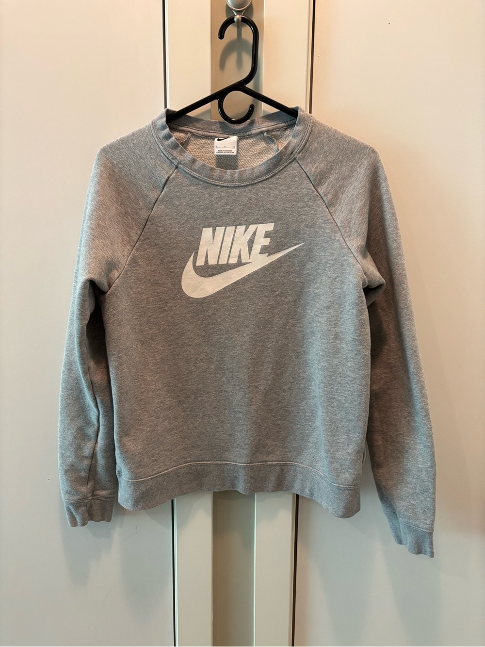 Nike Women's Light Gray Logo Crew Sweatshirt